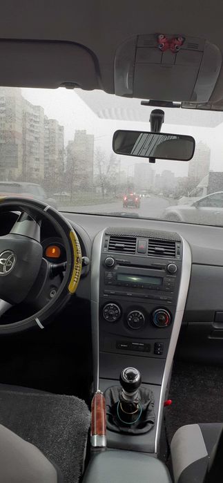 Тойота Корола 2010р,1.33