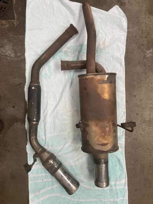 Wydech Remus podwojny