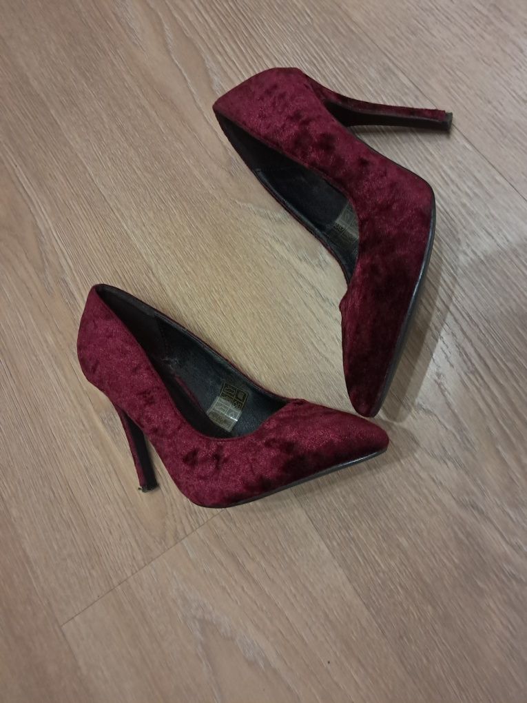 Sapatos salto alto Morgan
