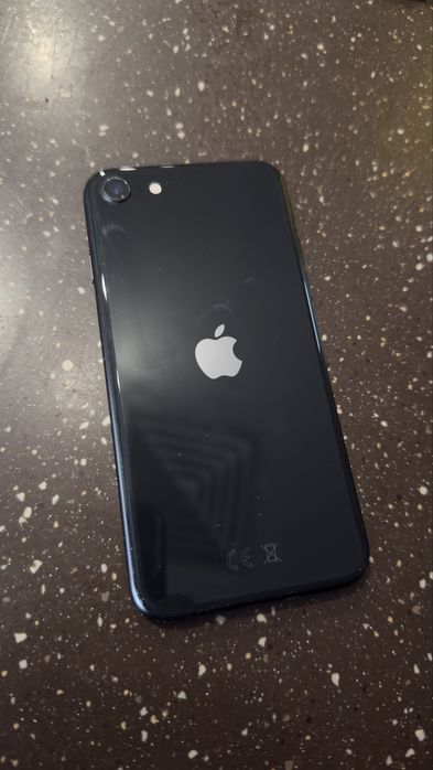 Iphone se 2020 айфон обмен/продажа на instax evo