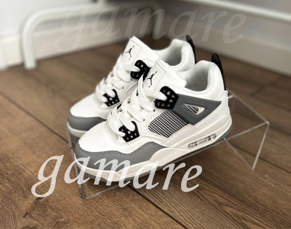 Dziecięce buty sportowe nike air Jordan 4