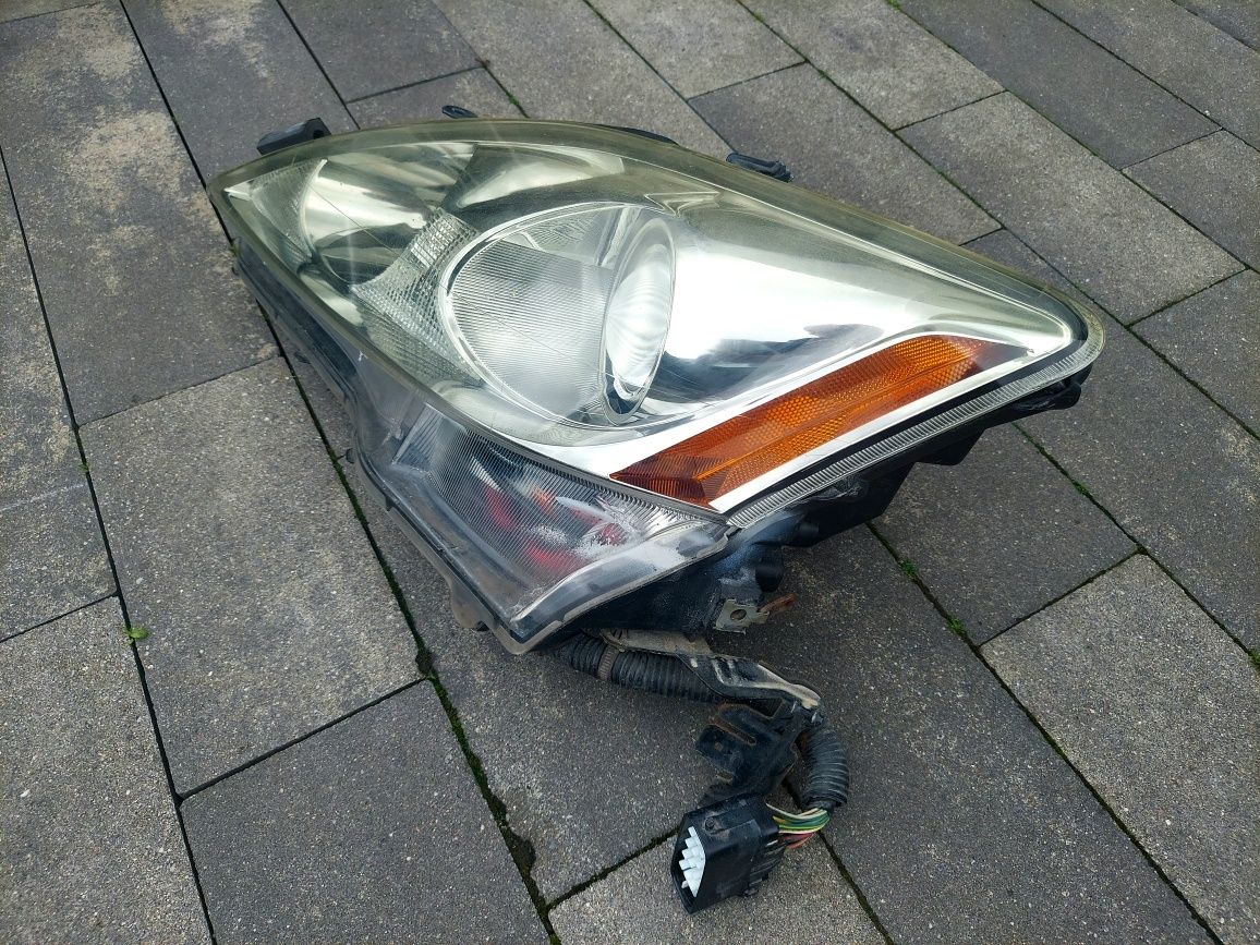Reflektor lampa przód lewa xenon /europejska/ Lexus is II