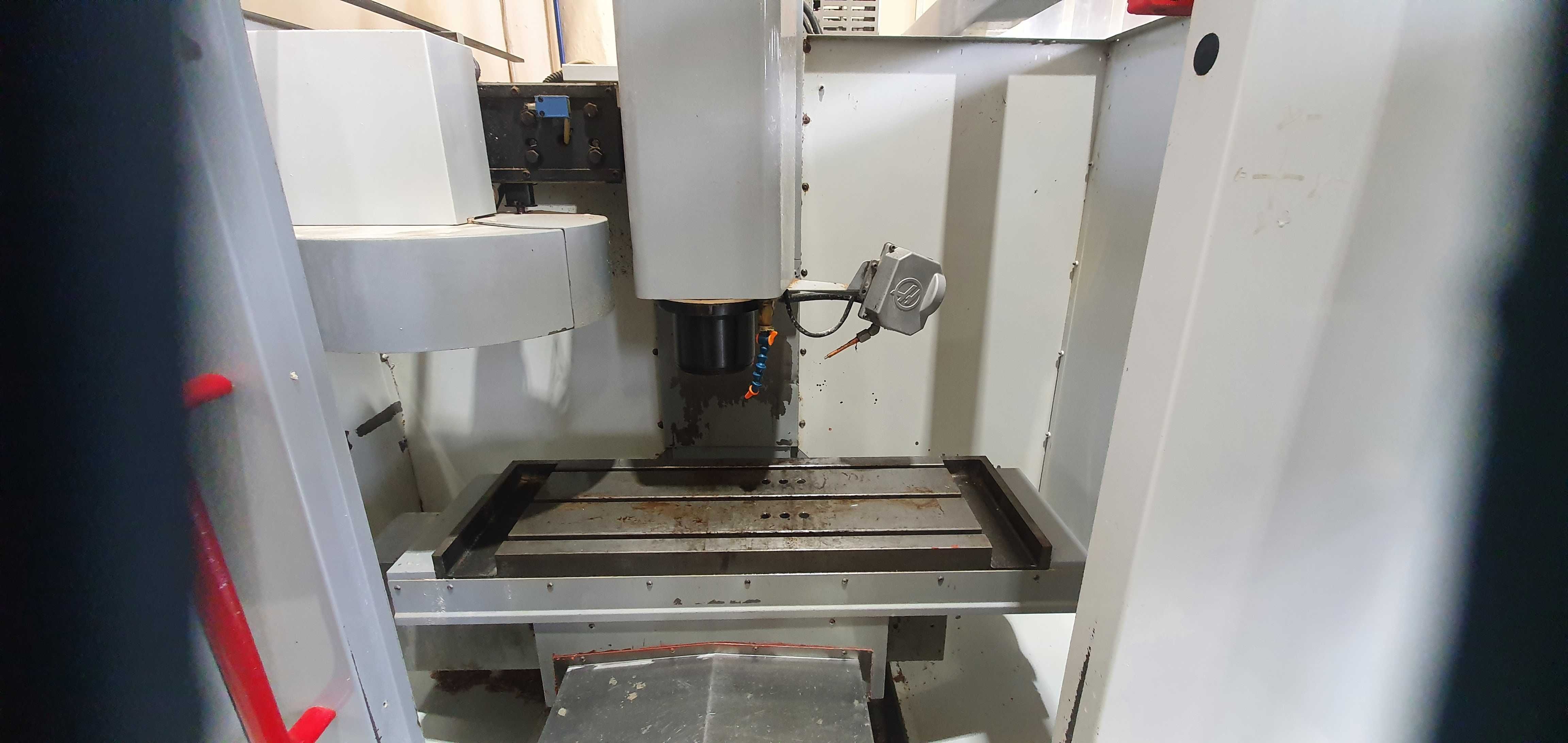 Frezarka CNC HAAS MINI MILL  na produkcji Pracuje można testować