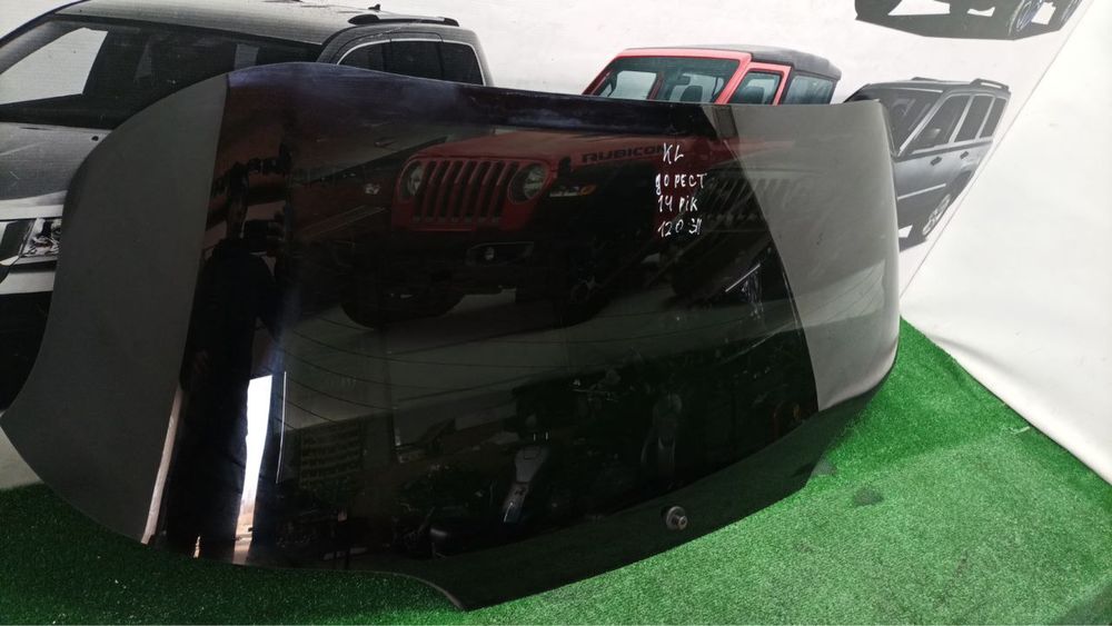Заднє вітрове скло Jeep Cherokee KL 2014-2019 з підігрівом оригінал