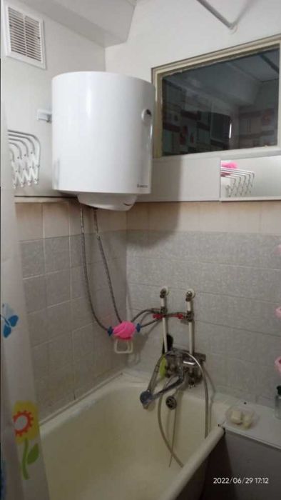 Продам 3-кімнатну квартиру по вул. Полякова, Шевченківський район