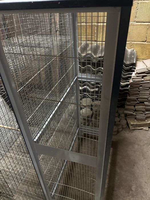 Vende se voadeira com 2 pisos