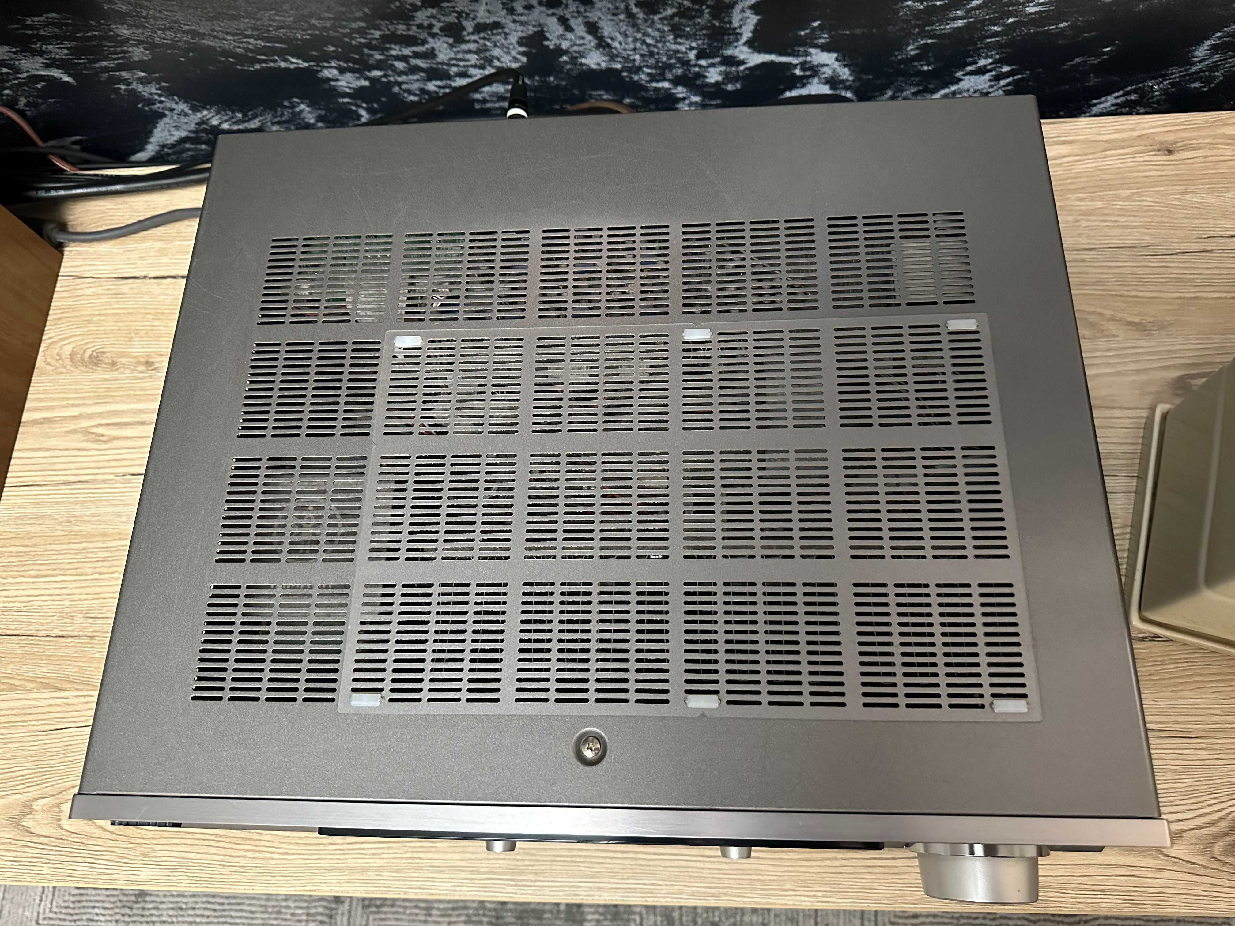 Amplituner kina domowego Yamaha RX-V663