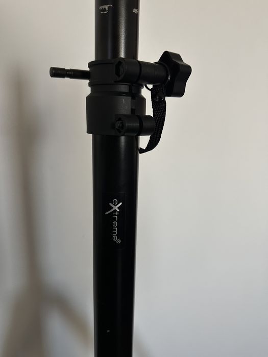 Стійки для колонок extreme