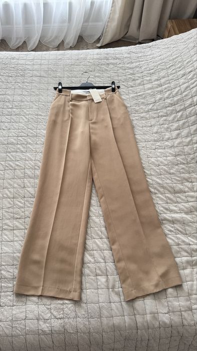 Брюки класичні жіночі НОВІ р. 38 (S/М)