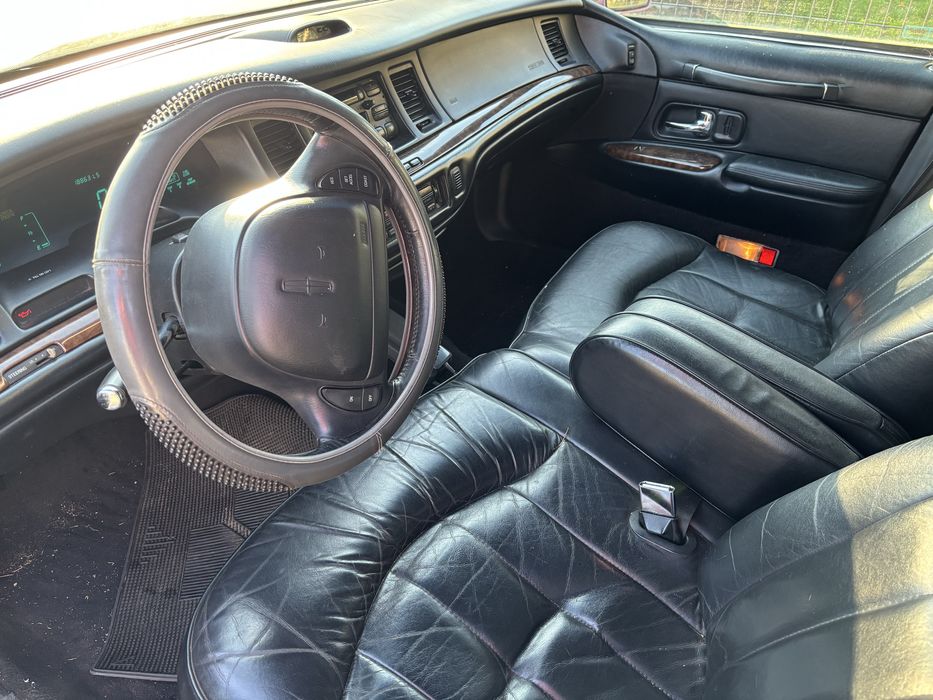 Lincoln Town Car Kristal 9 metrów