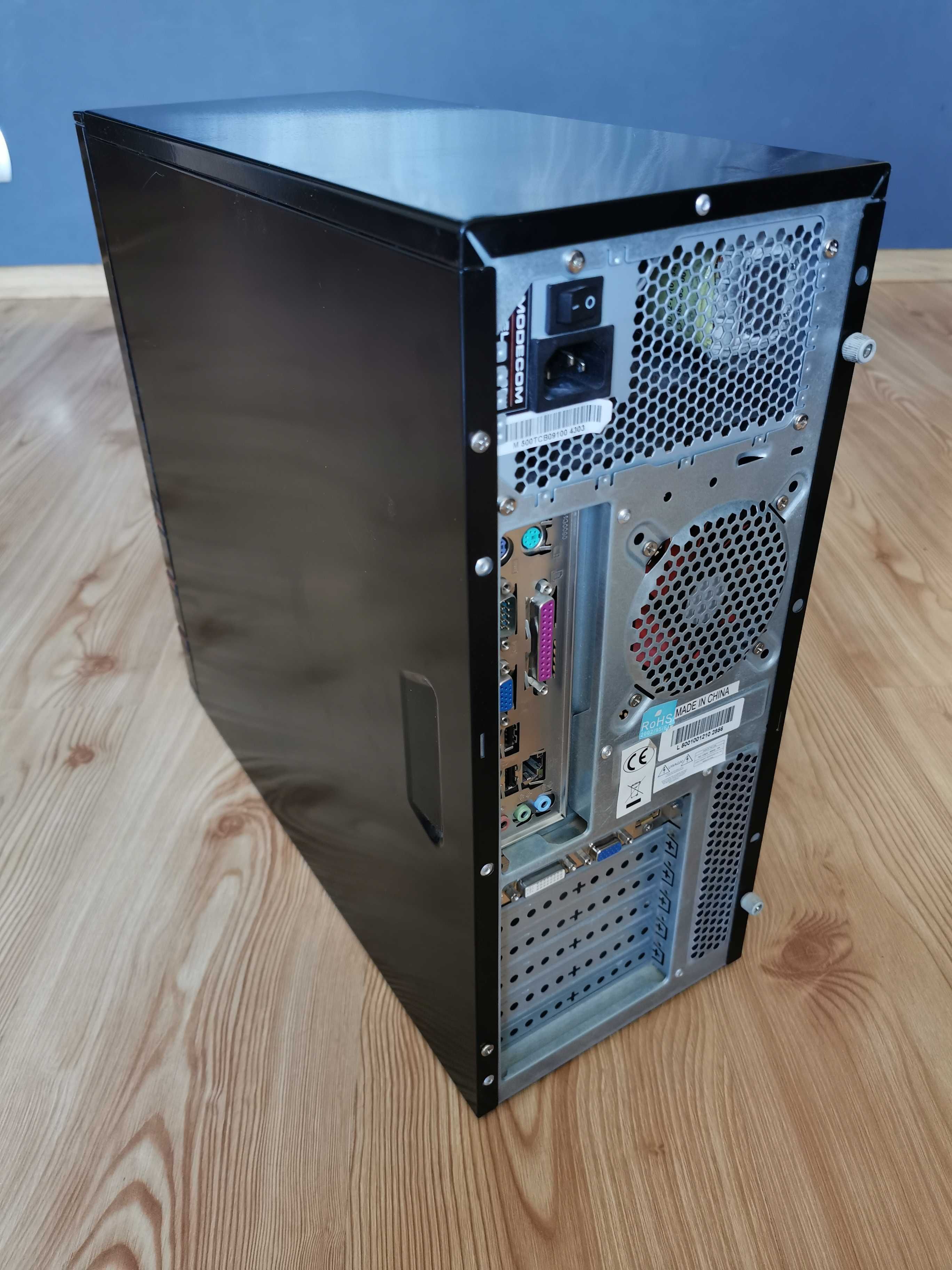 Komputer Intel Core 2 Duo E8400 / GTS 250 512 MB / 4 GB RAM