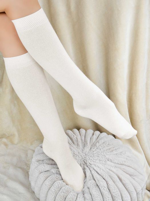Podkolanówki damskie, ciepłe miłe i wygodne. Rozmiar 36/41 Ecru. SB158