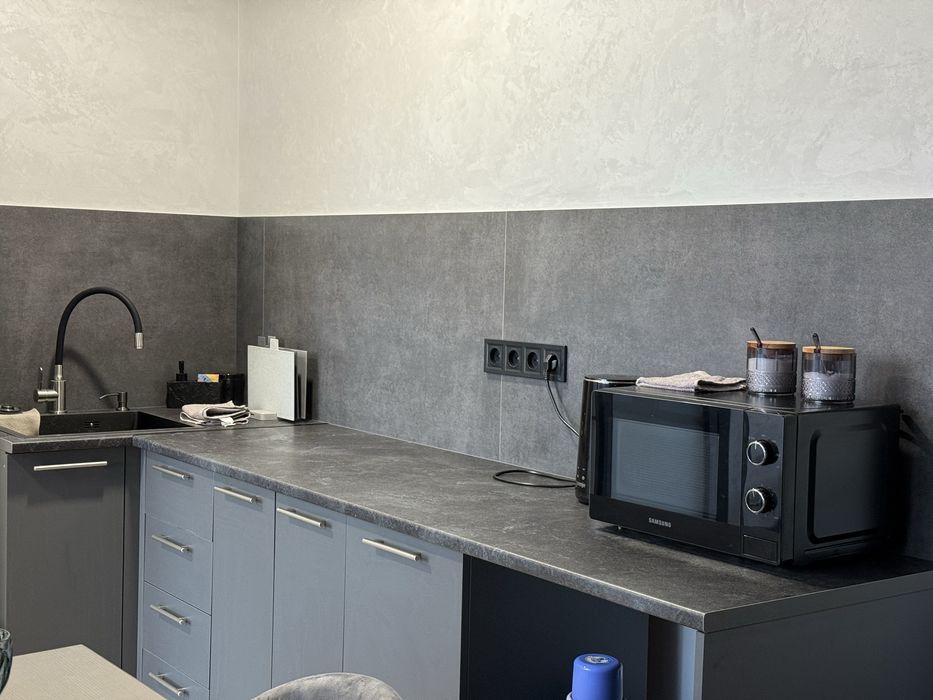 Оренда будинку з басейном та чаном, подобово, почасово