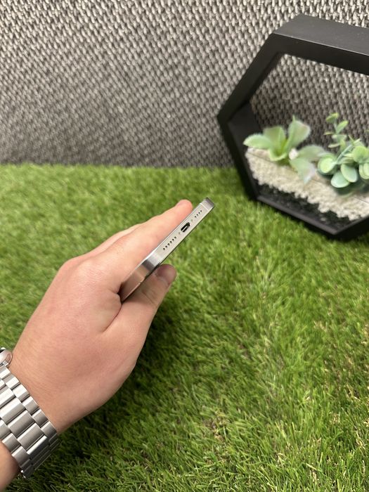 iPhone 15 Pro Max 256Gb АКБ 91% Neverlock White Titanium Айфон