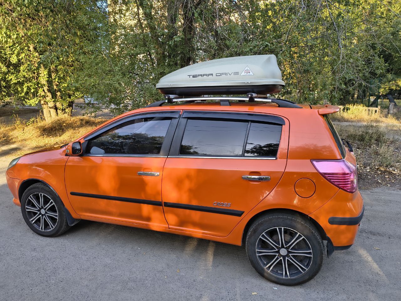 Авто Geely MK CROSS 2013
