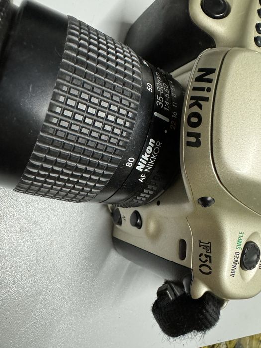 Maquina fotografica Nixon F50