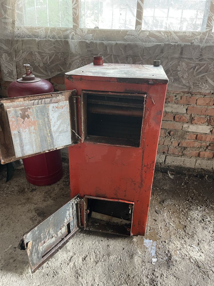 Котел твердопаливний, буржуйка, газовый ссср новый