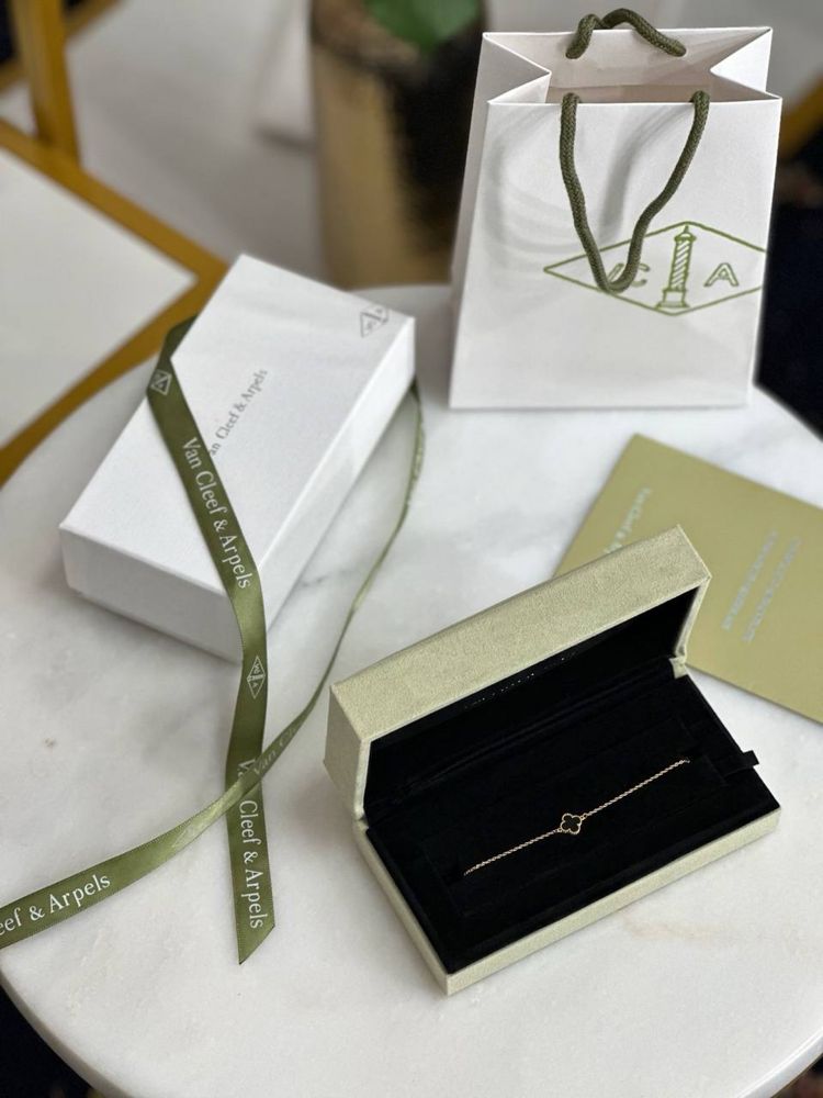 Браслет Van Cleef