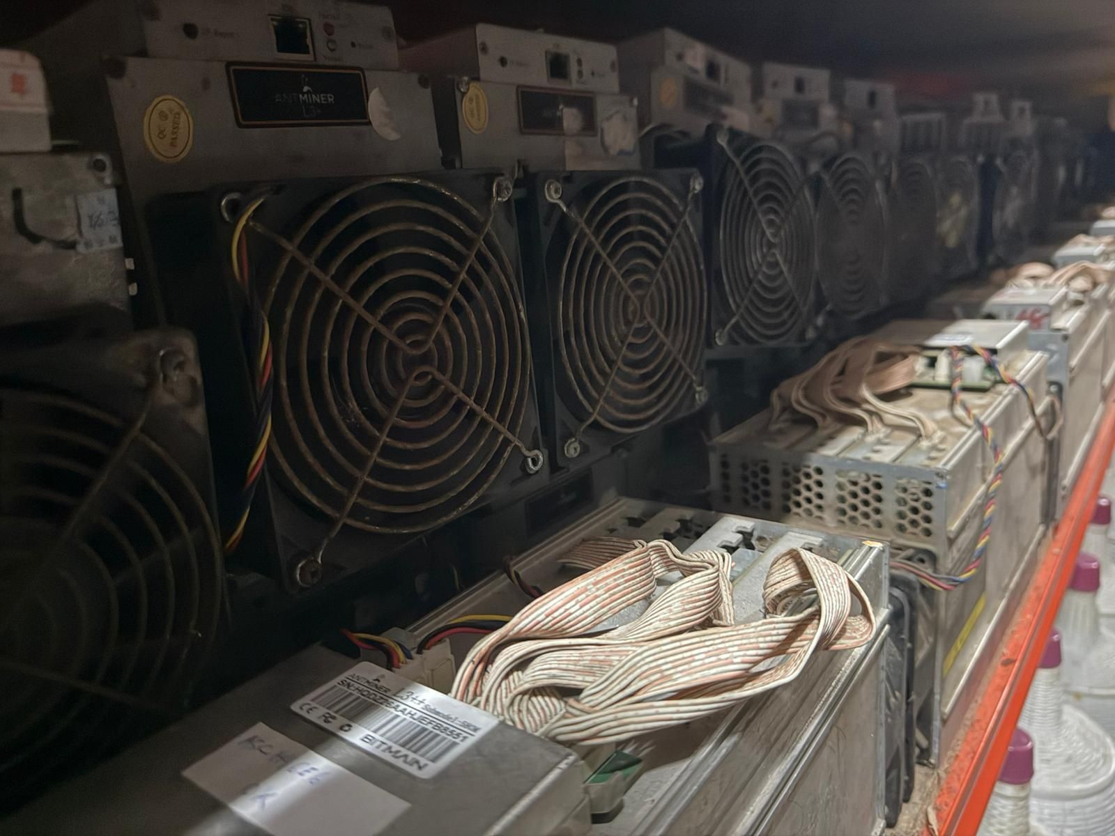 68xAntminer L3+ 500mhs