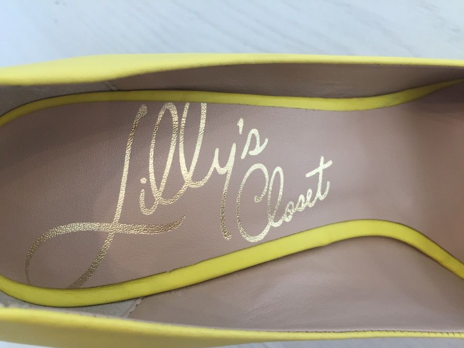 Новые фирм кожаные туфли Lilly's Closet 38-39 размер, стелька 25,5 см