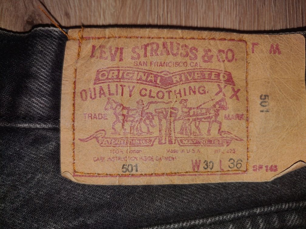 Джинси Levi STRAUSS