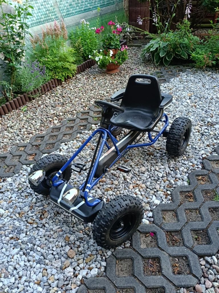 Super fajny gokart