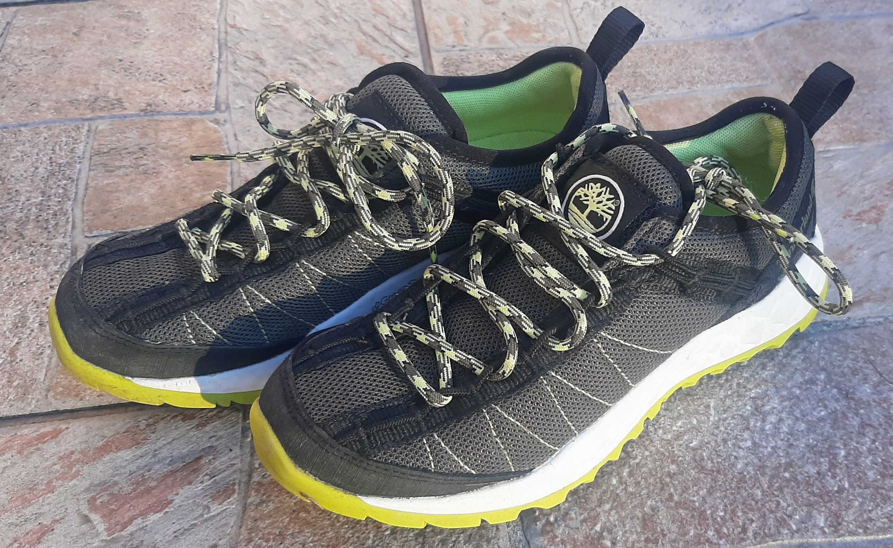 Buty dla chłopca TIMBERLAND SOLAR WAVE LOW FABRIC rozmiar 33. jak nowe