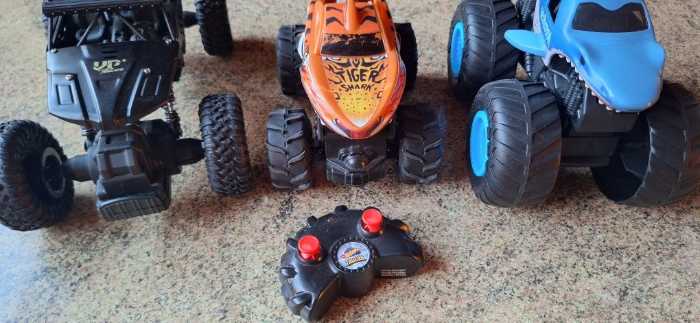 Tiger shark zdalnie sterowany hot wheels megalodon monster jam monster