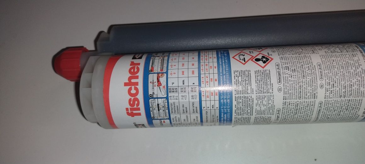 Fischer Em plus 585 s zaprawa iniekcyjna