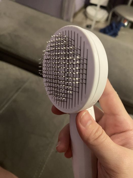 Щітка для легкого вичісування тварин/котиків/собак/шиншил чи ін