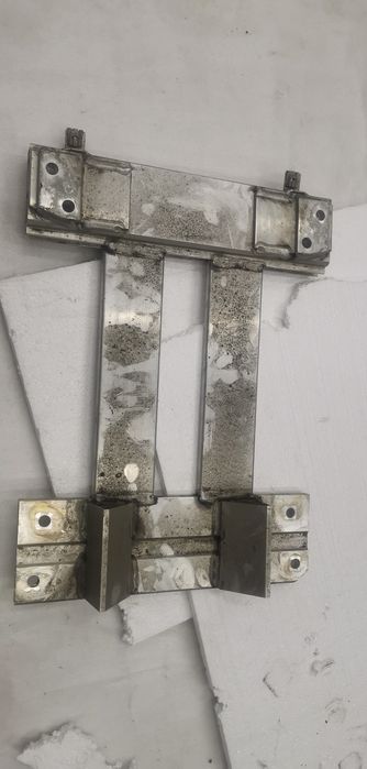 Panamera 970 подпорка переднего подрамника  97050462301 as 002