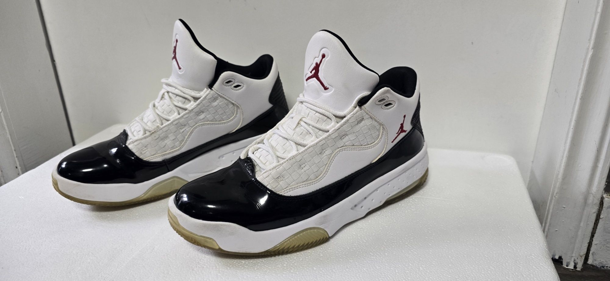 Jordan Max Aura 2