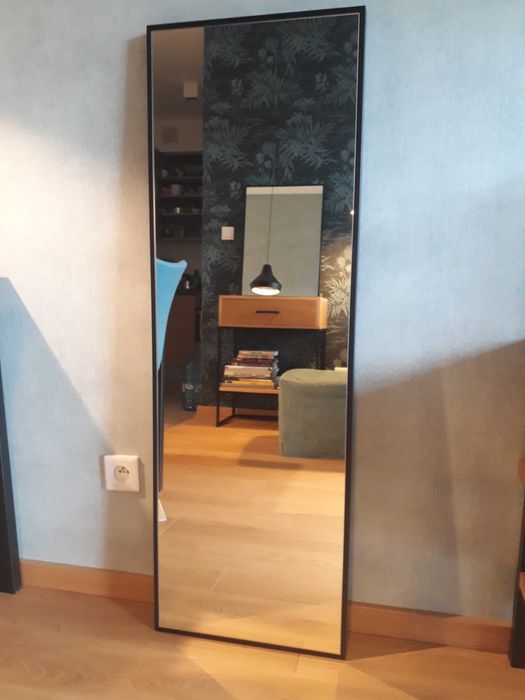 Nowoczesne lustro 40x160cm , rama czarna, drewniana