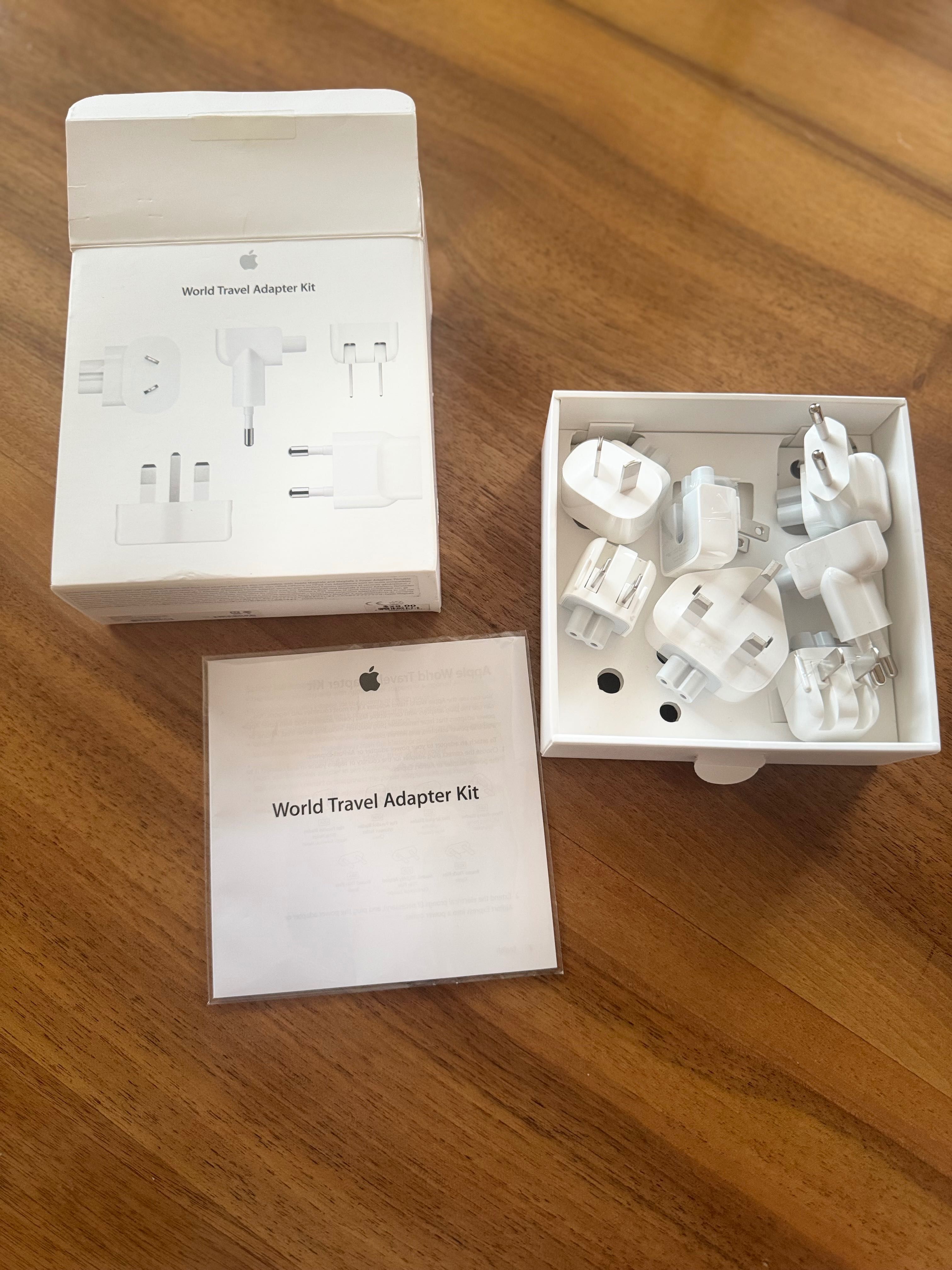 World Travel Adapter Kit від Apple