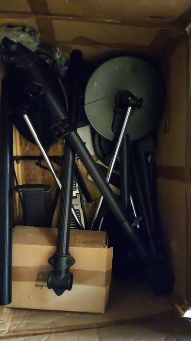 Bombo 20 CB Drums / Bateria elétrica Alesis DM6