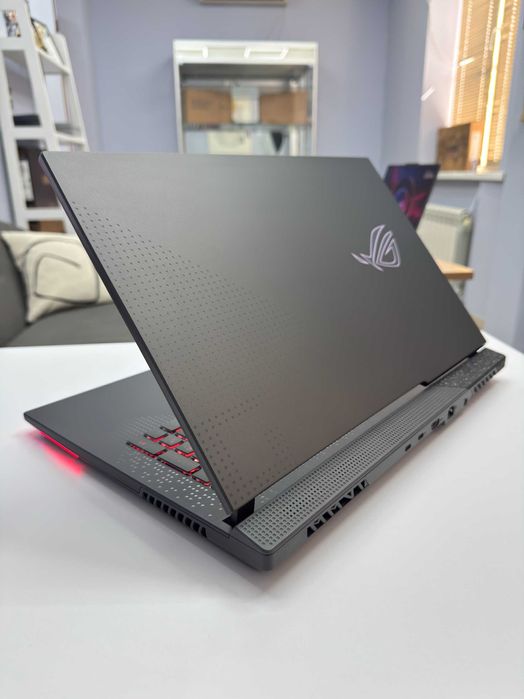 Asus Rog Strix 17.3" 2K 240Hz Ryzen 7 6800H RTX 3070Ti 8Gb 150W 16 1Tb