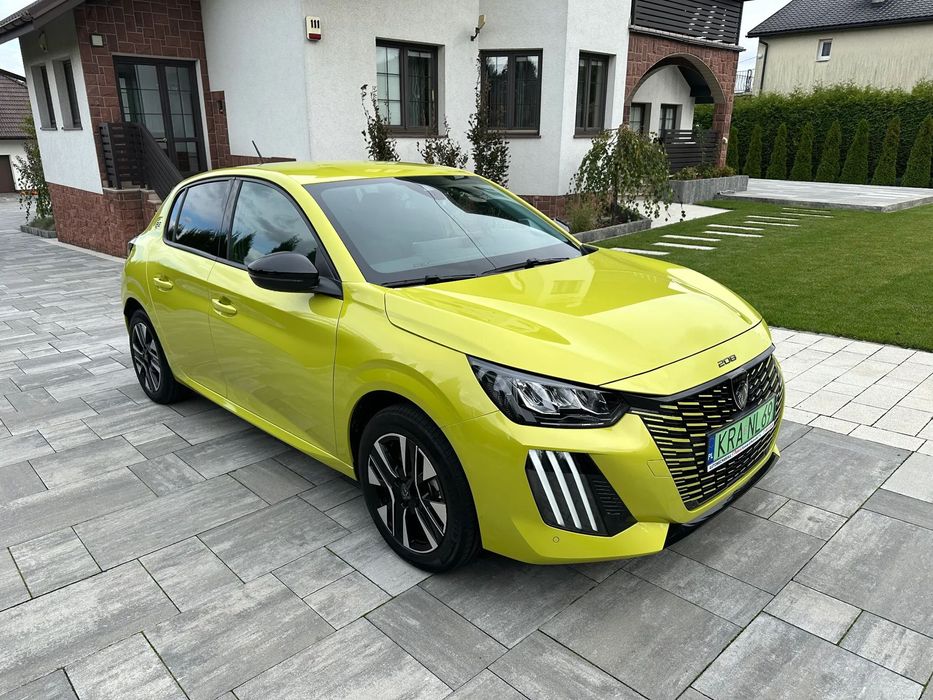 Peugeot 208 Peugeot E-208