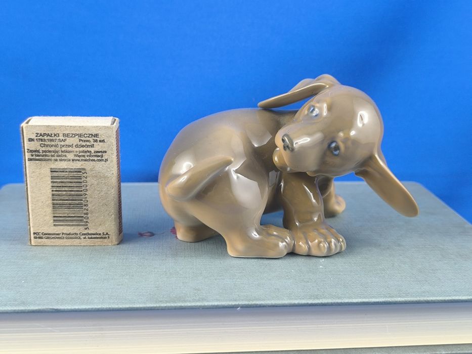 Pies, jamnik Royal Copenhagen #porcelana #ozdoba #prezent #dekoracja