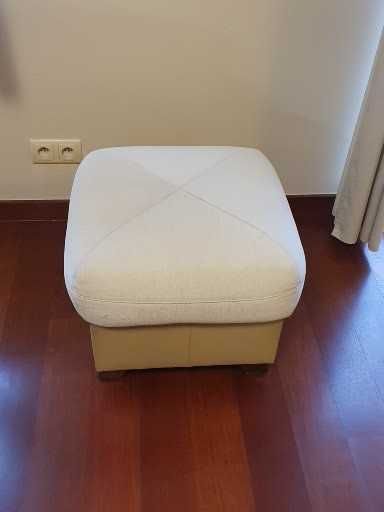 sofa, 3 fotele oraz pufa, marki KLER