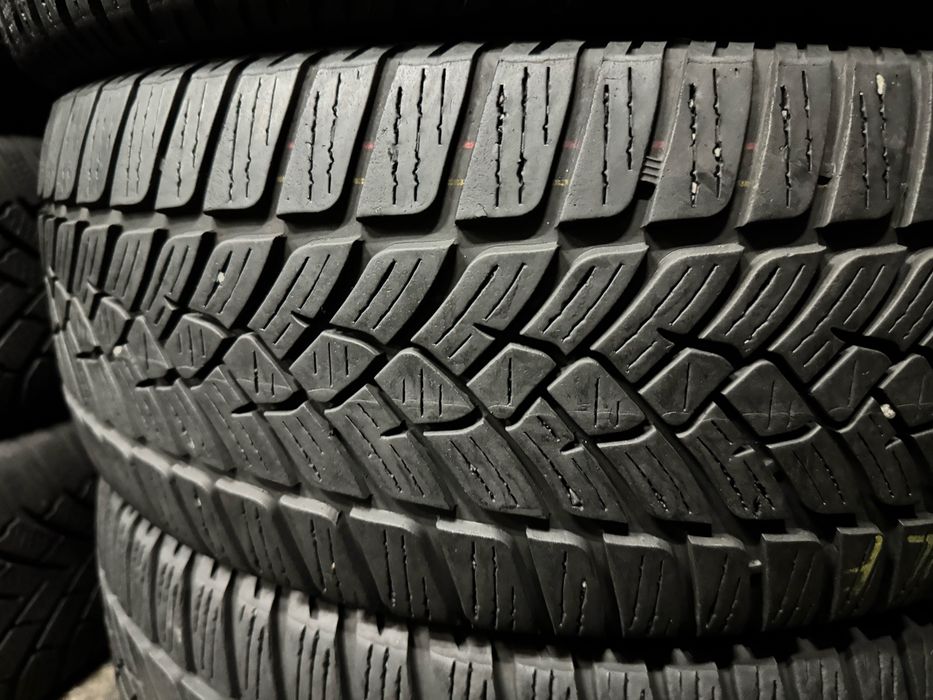 шини б.у зима 205/55 R16  Fulda Kristall Control HP2 склад шин