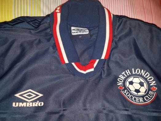 Camisola North London umbro