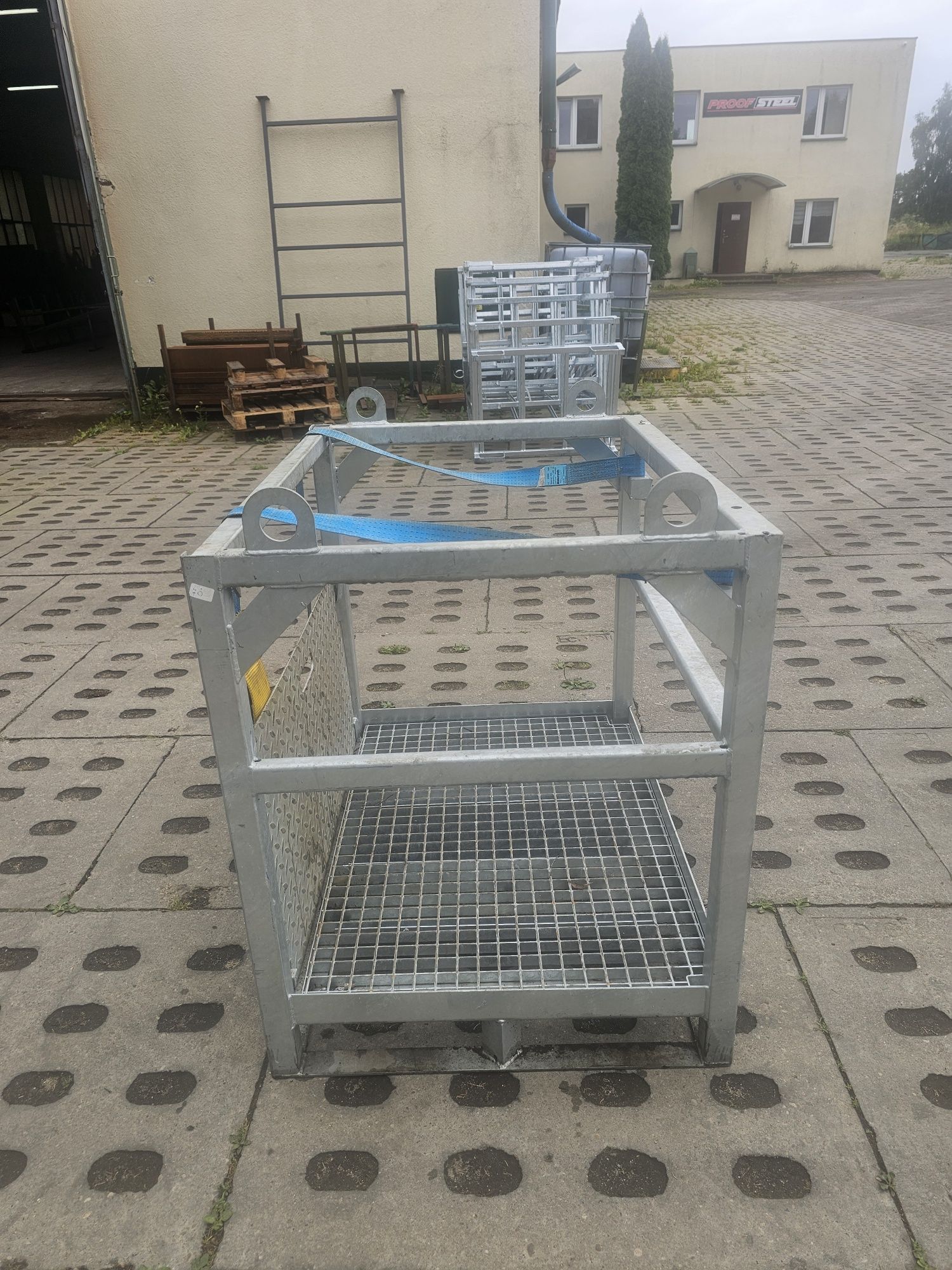Kosz (paleta) transportowa na 12 butli z gazami Technicznymi