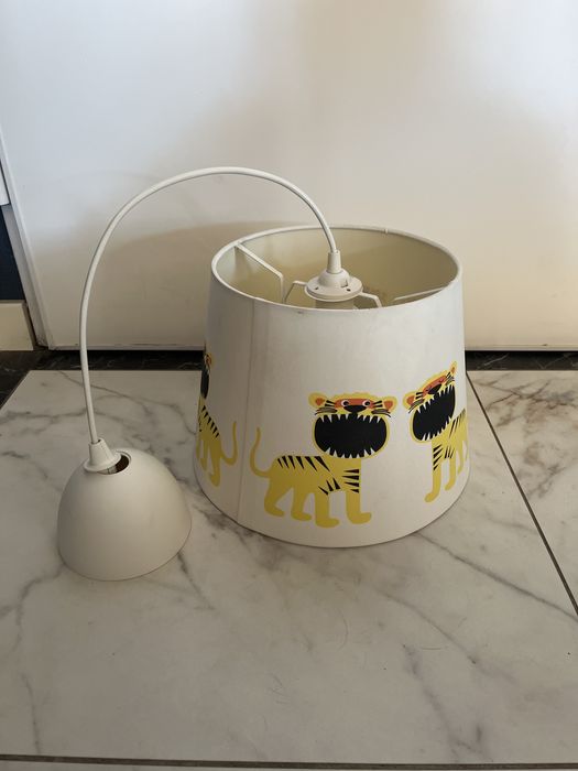 Lampa klosz abażur IKEA z lwem