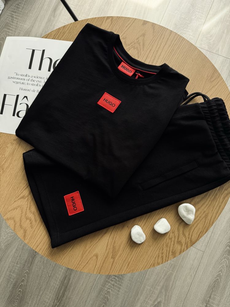 Літній костюм від Hugo Boss чорний