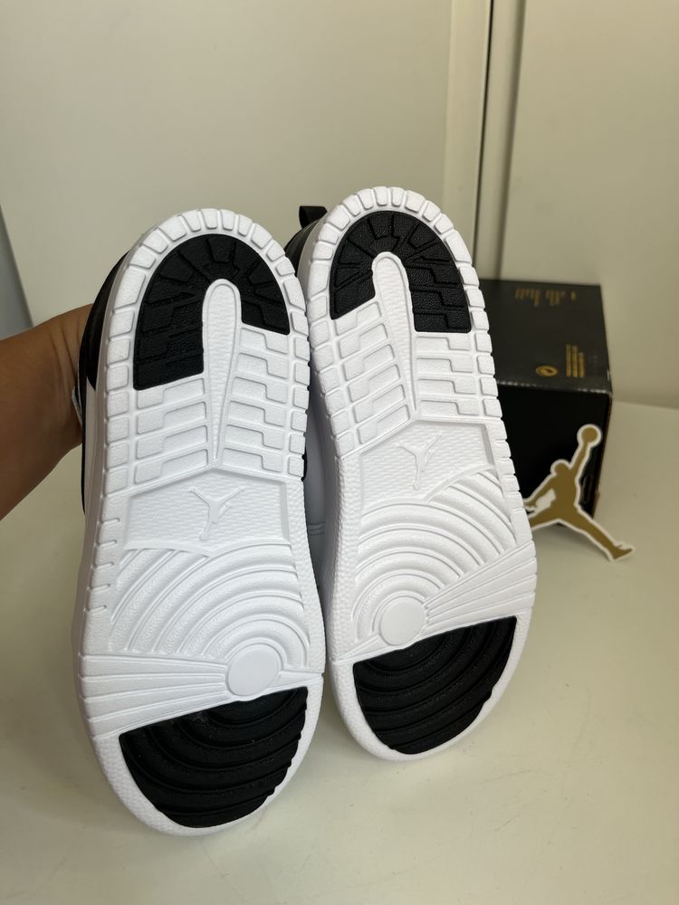 Sneakersy niskie wsuwane Nike Air Jordan 1 Low Alt na rzepę