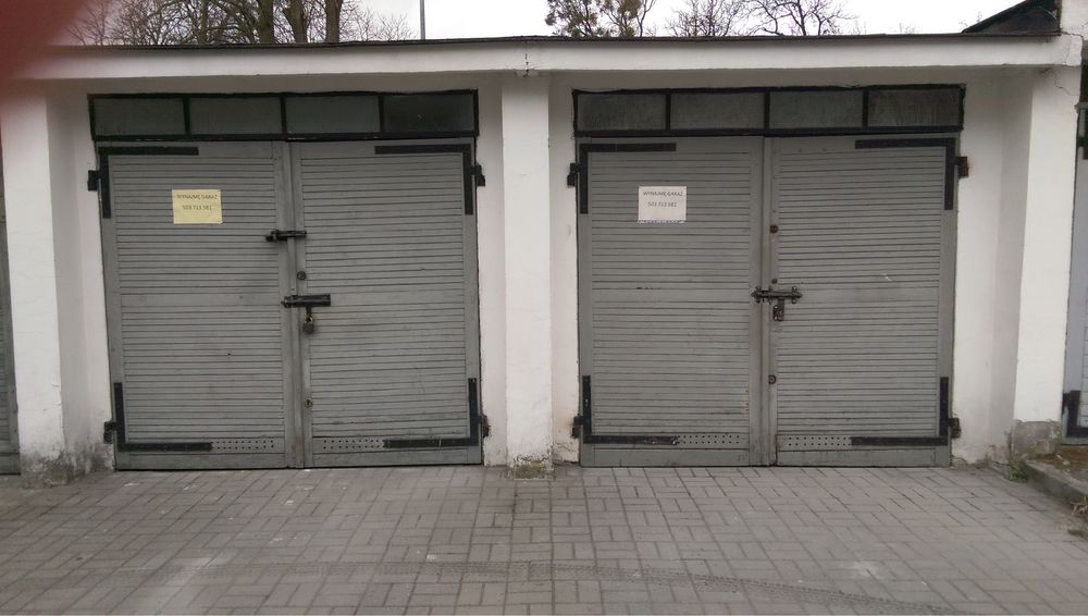 Sprzedam dwa garaże