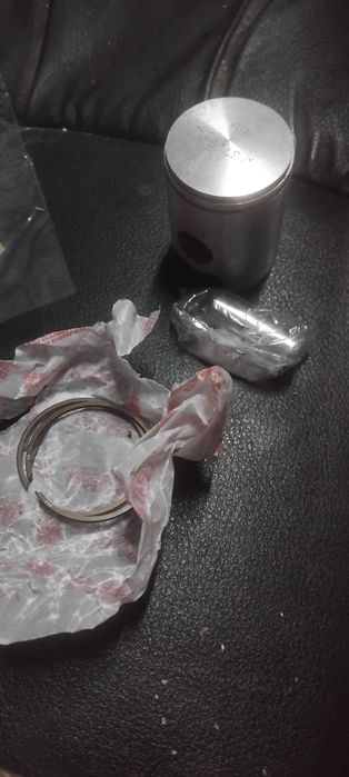 Biela  e piston novos sachs tamanho origina,retentoresl novo