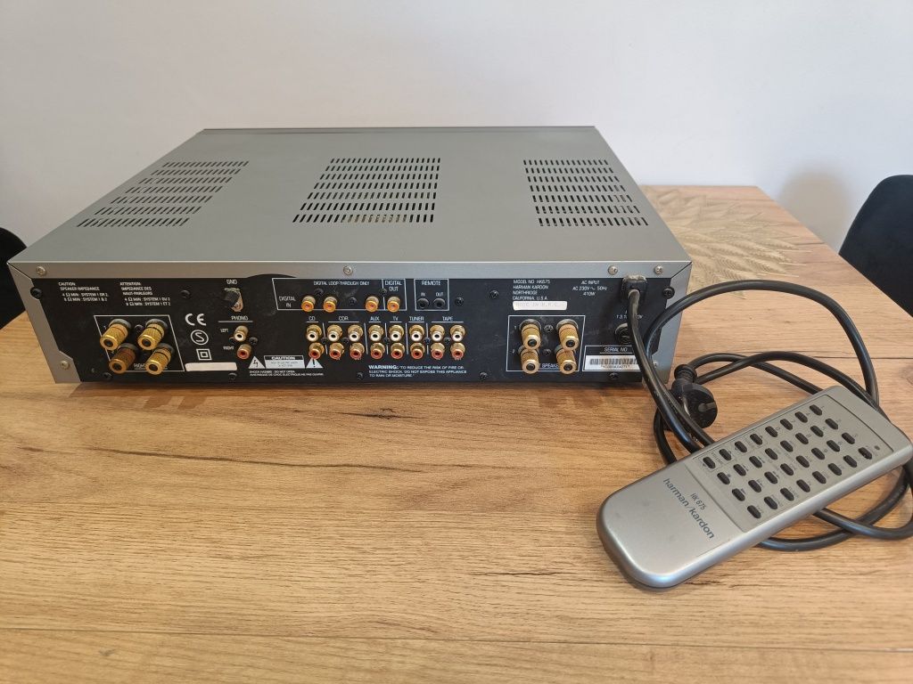 Wzmacniacz Harman Kardon HK 675