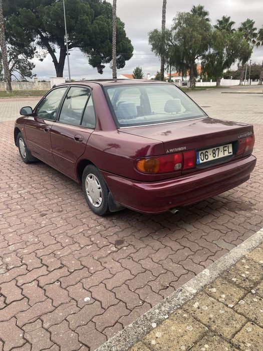 Mitsubishi lancer 1.3 glxi