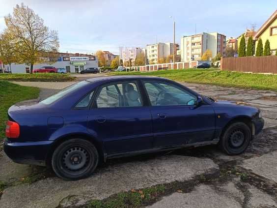 sprzedam audi A 4 sedan benzyna-gaz